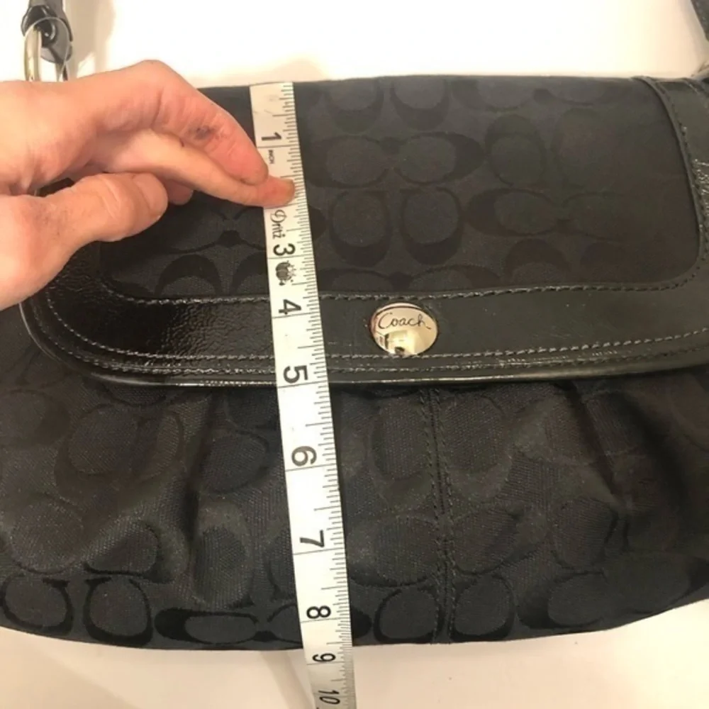 Coach signature black soho y2k hobo flap bag f13738